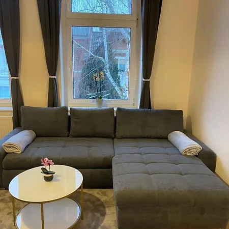 Schoene Am Schlossgarten